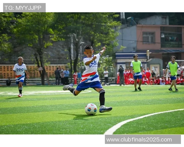 基米希的足球之路：从天才少年到世界顶级中场的华丽蜕变